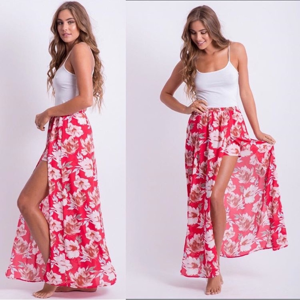 Maxi Shorts